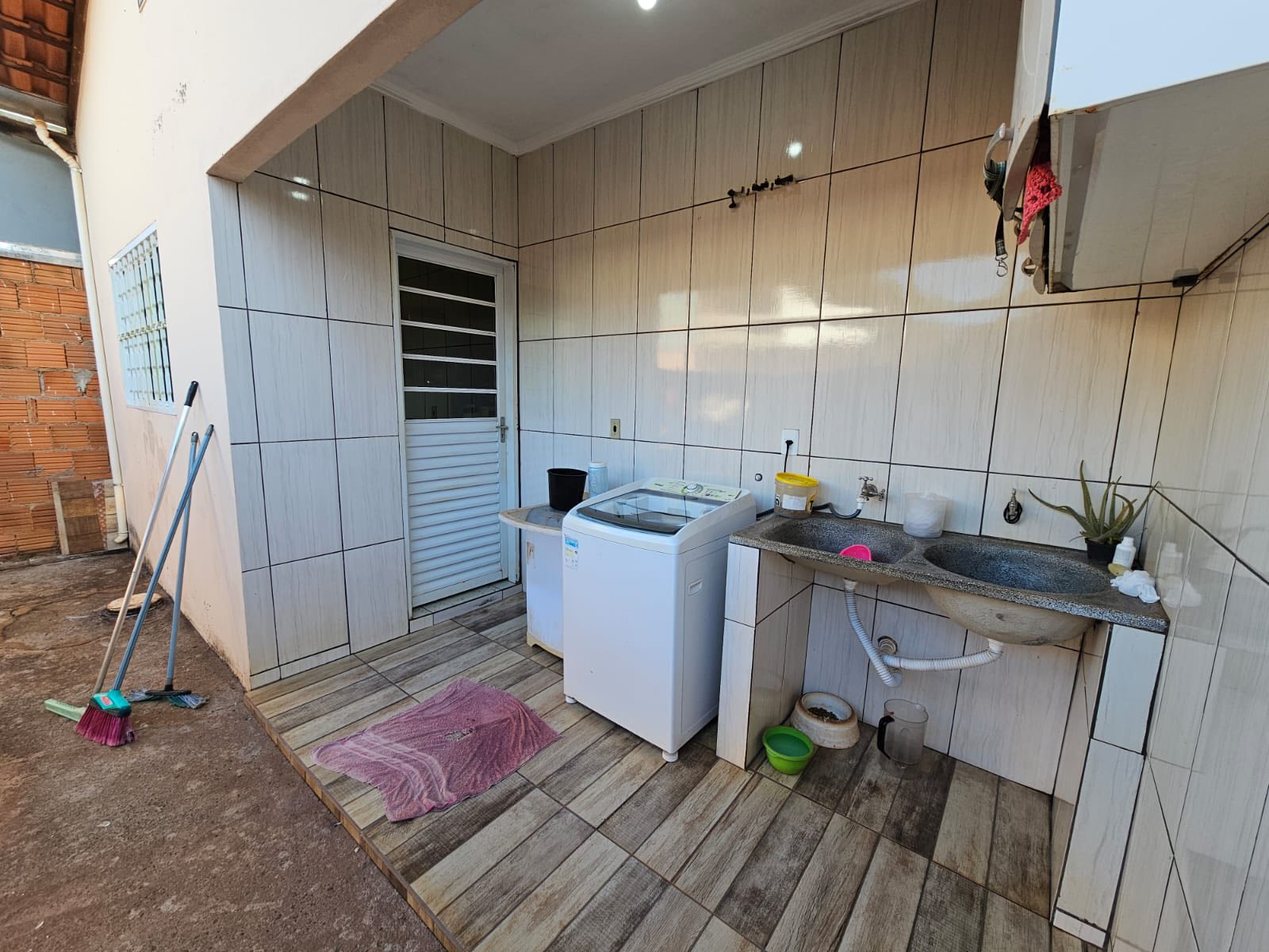 Casa na Rua Rio de Janeiro, n81- Parque Varotti