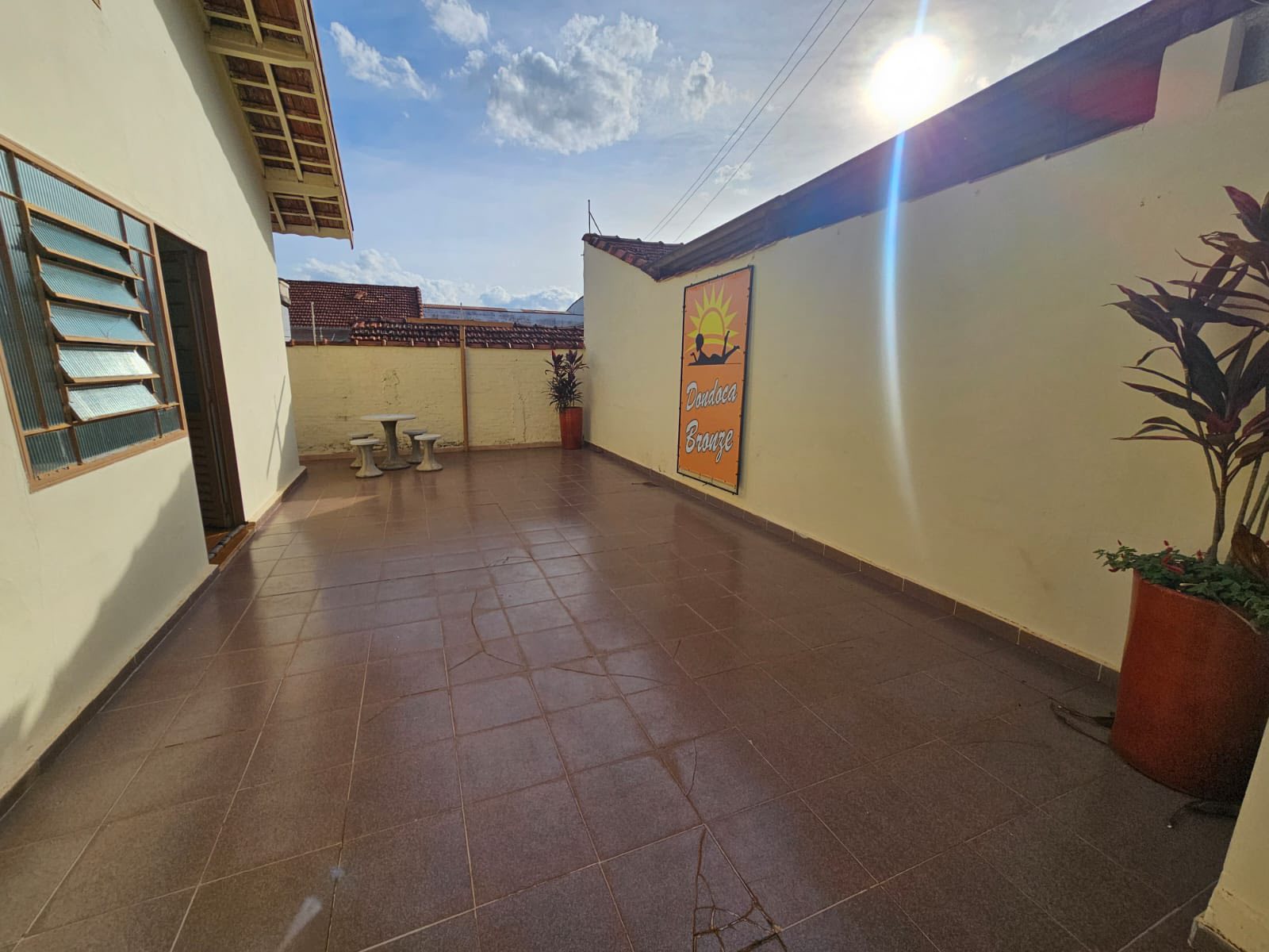 Casa Avenida Quinze de Novembro , n1200- CENTRO ( ÓTIMA LOCALIZAÇÃO)