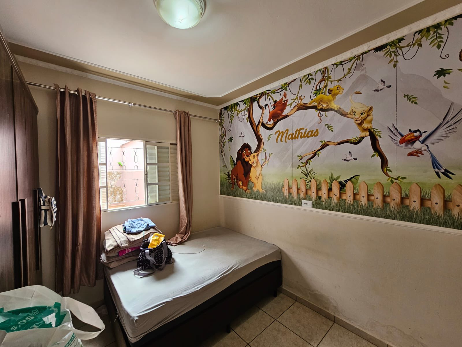 Casa Rua José Vieira Martins, n 19- Santa Luzia