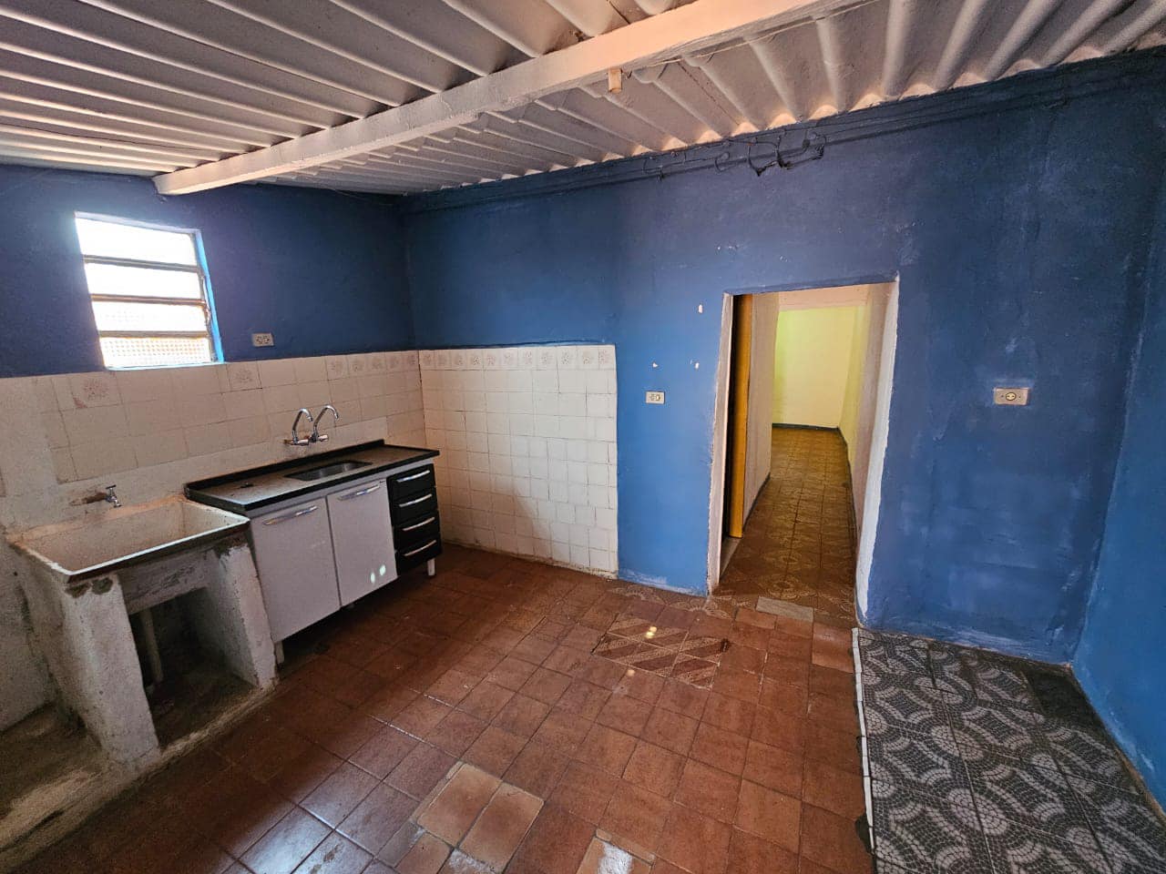 IMÓVEL RESIDENCIAL - COM 4 CASAS, Avenida do Café, n1145- Vila Santa Cruz