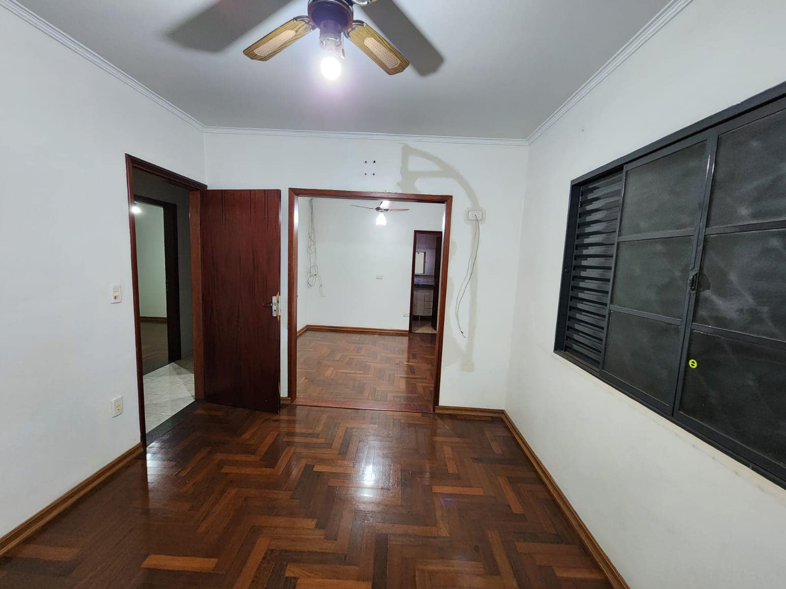 Casa Rua Albino Schiavon, n 112- Conjunto Habitacional Ada Dedini Ometto