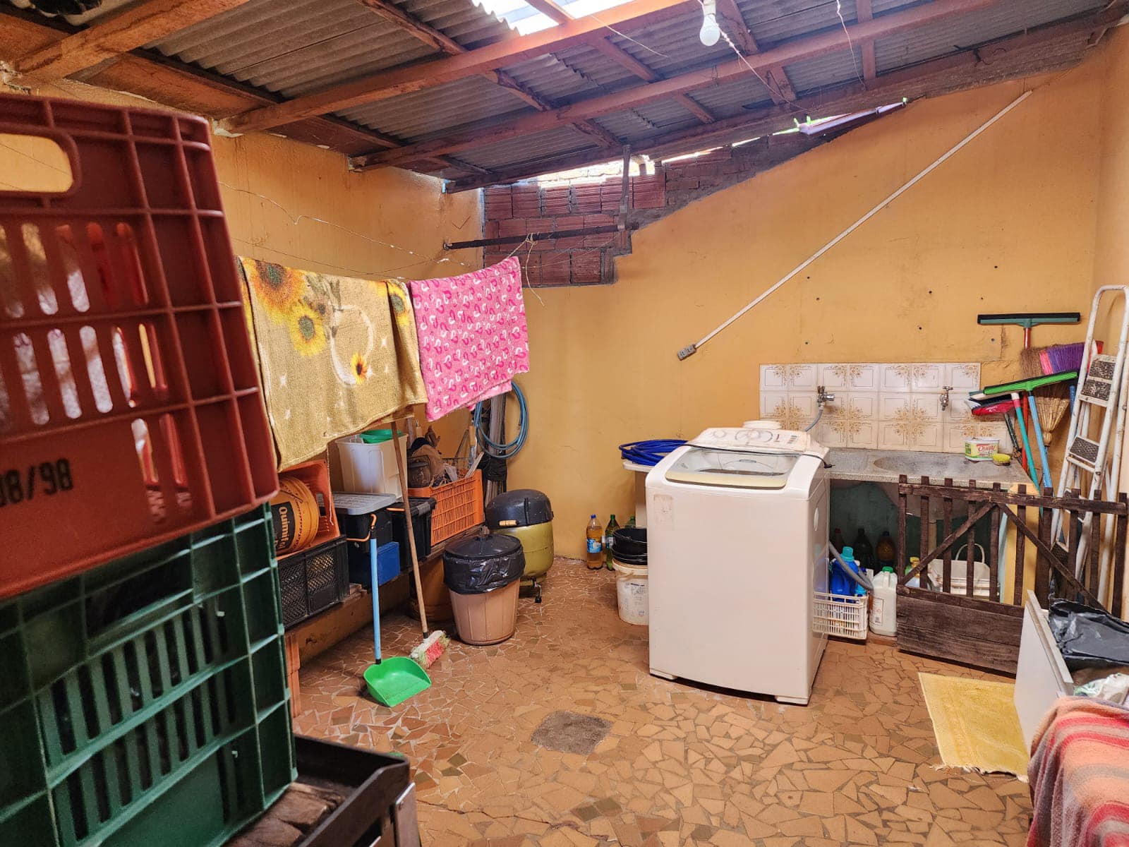 Casa Rua Ambrogio Margutti, n 544- Vila Santa Terezinha