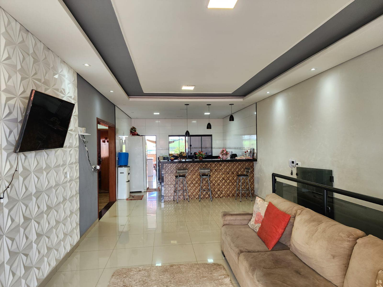 SOBRADO COMERCIAL E RESIDENCIAL, Rua Agostinho de Biase, n 546- Jardim Brasil