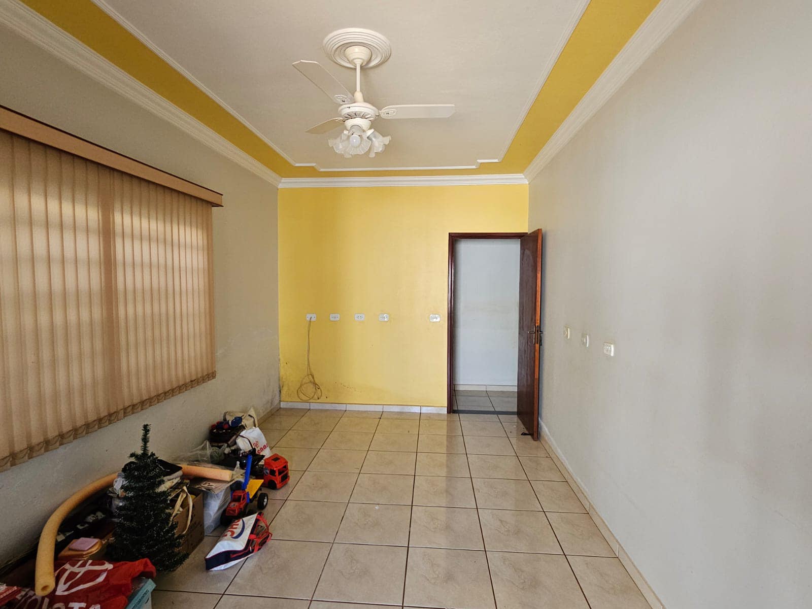 Casa / Sobrado Residencial Excelente Localização, Rua Prudente de Moraes, n917- Vila Bortone