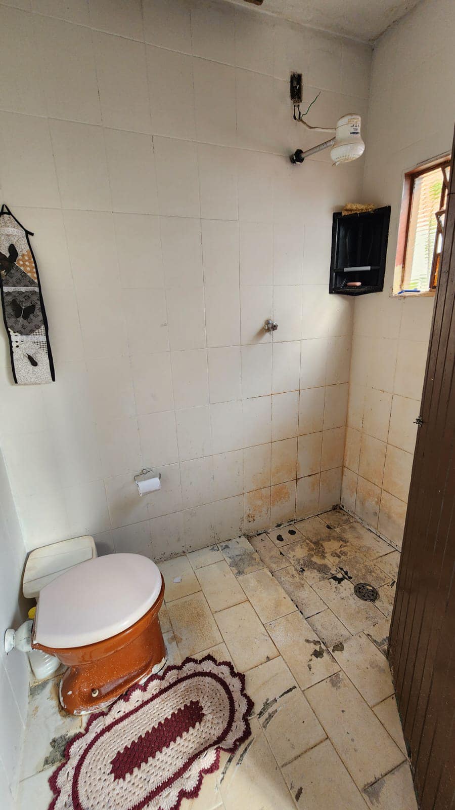 Duas Casas Rua Diamantino Mendes Ramos, n 160- Conjunto Habitacional Etore Marquezelli