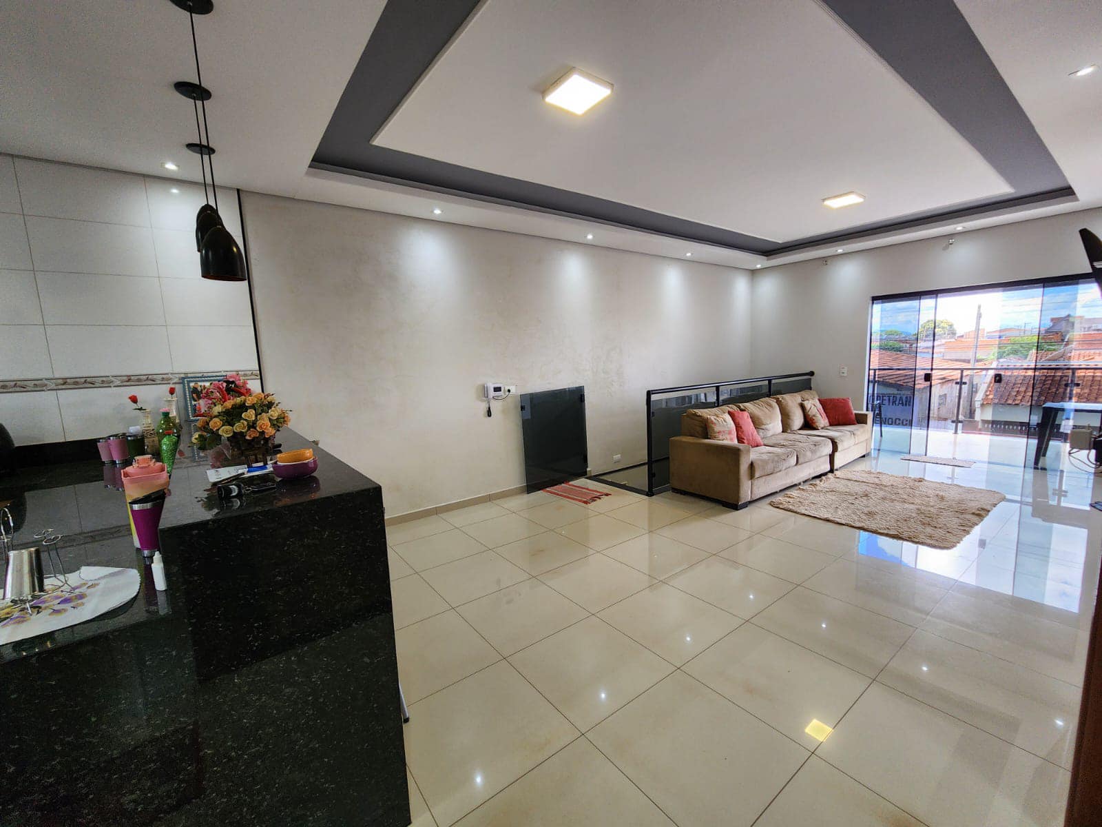 SOBRADO COMERCIAL E RESIDENCIAL, Rua Agostinho de Biase, n 546- Jardim Brasil