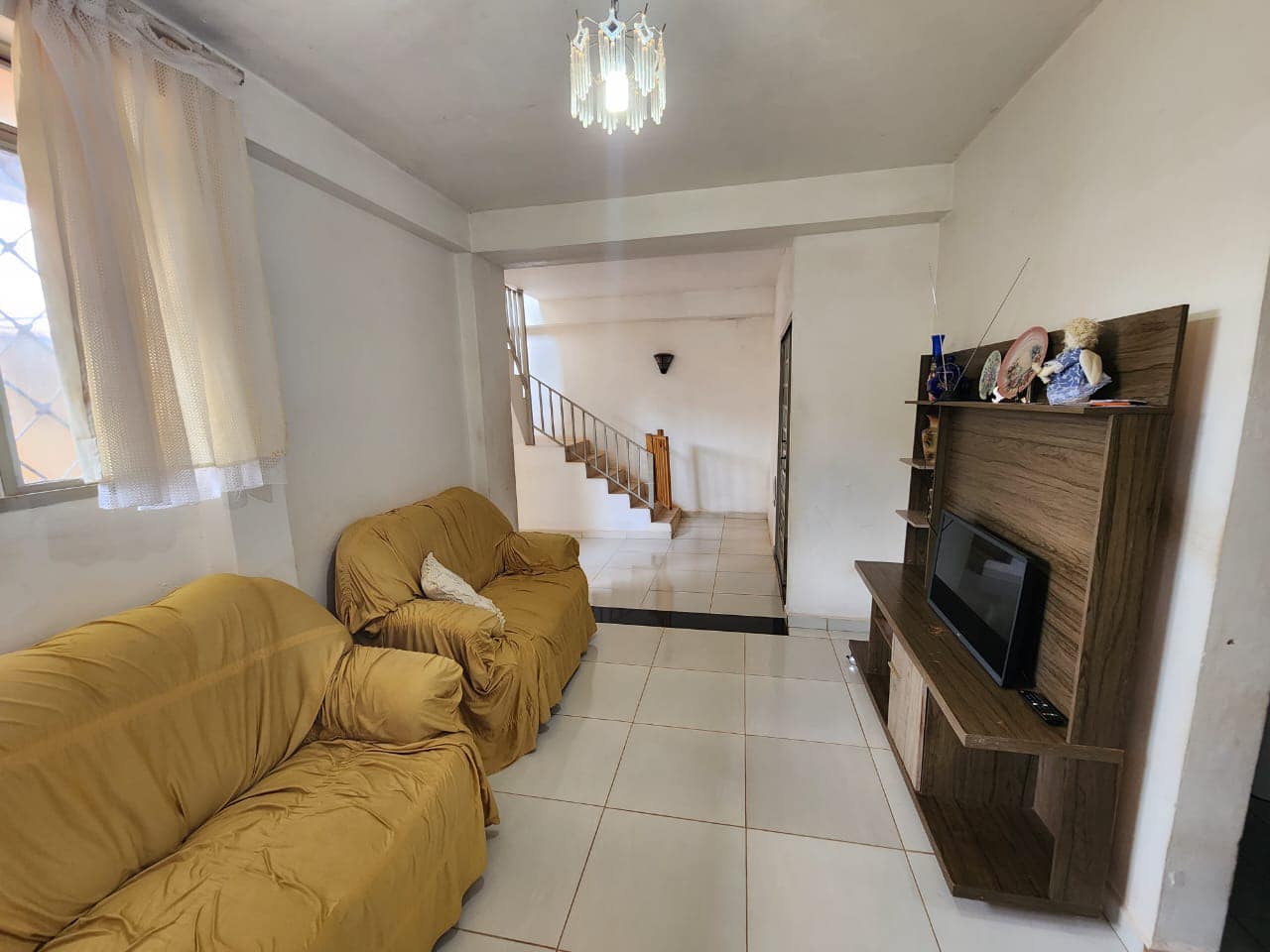 Casa com Ponto Comercial Rua Manoel Pires de Campos , n 122- Vila Santa Terezinha
