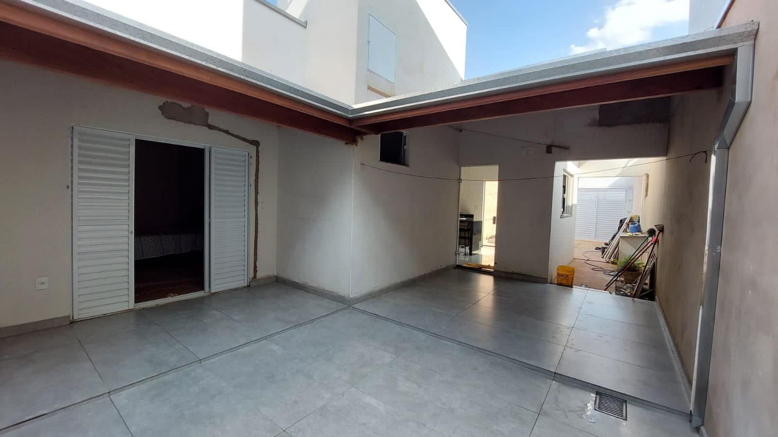 Casa Rua Roraima, n111- Parque Varotti