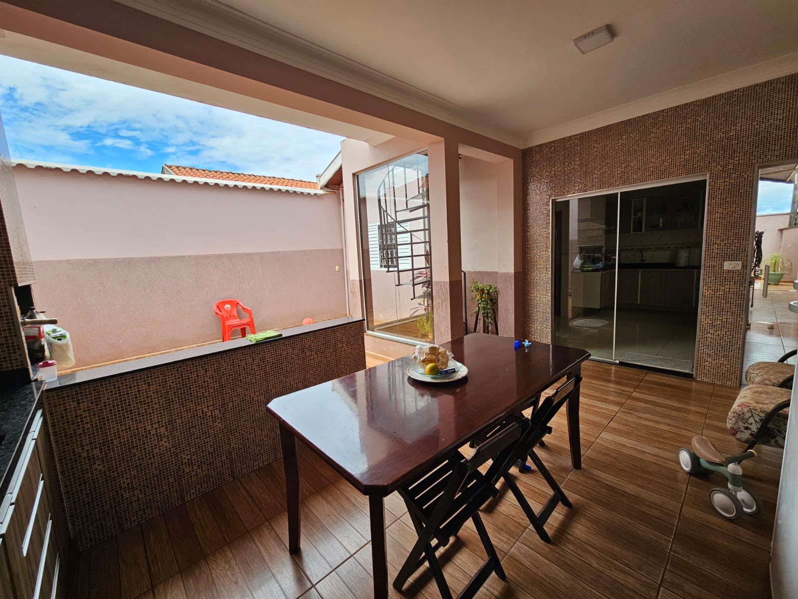 Casa Rua José Vieira Martins, n 19- Santa Luzia