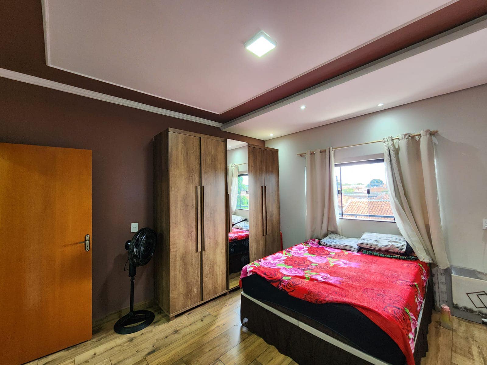 SOBRADO COMERCIAL E RESIDENCIAL, Rua Agostinho de Biase, n 546- Jardim Brasil