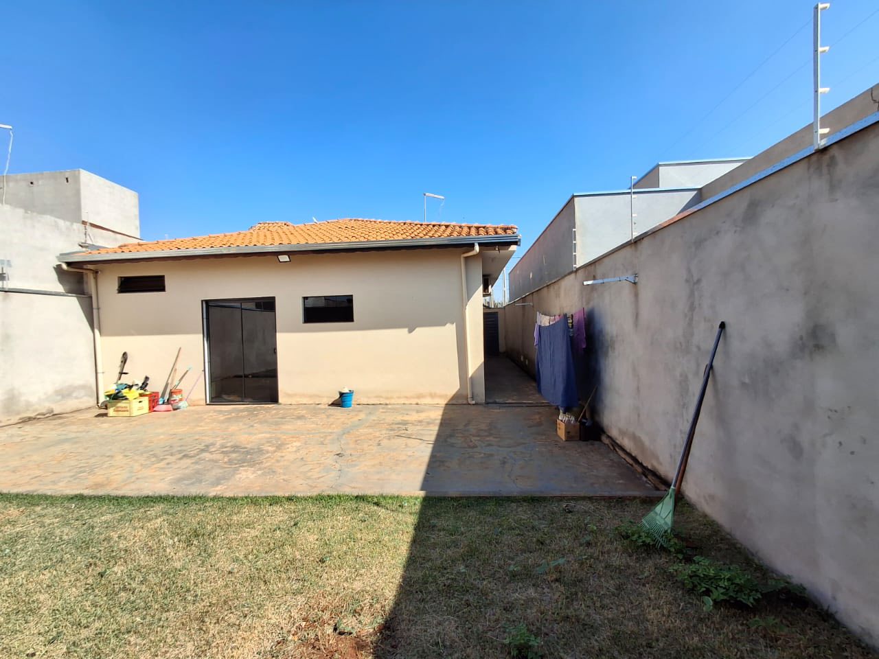 Avenida Brasil , n1263- Parque Varotti