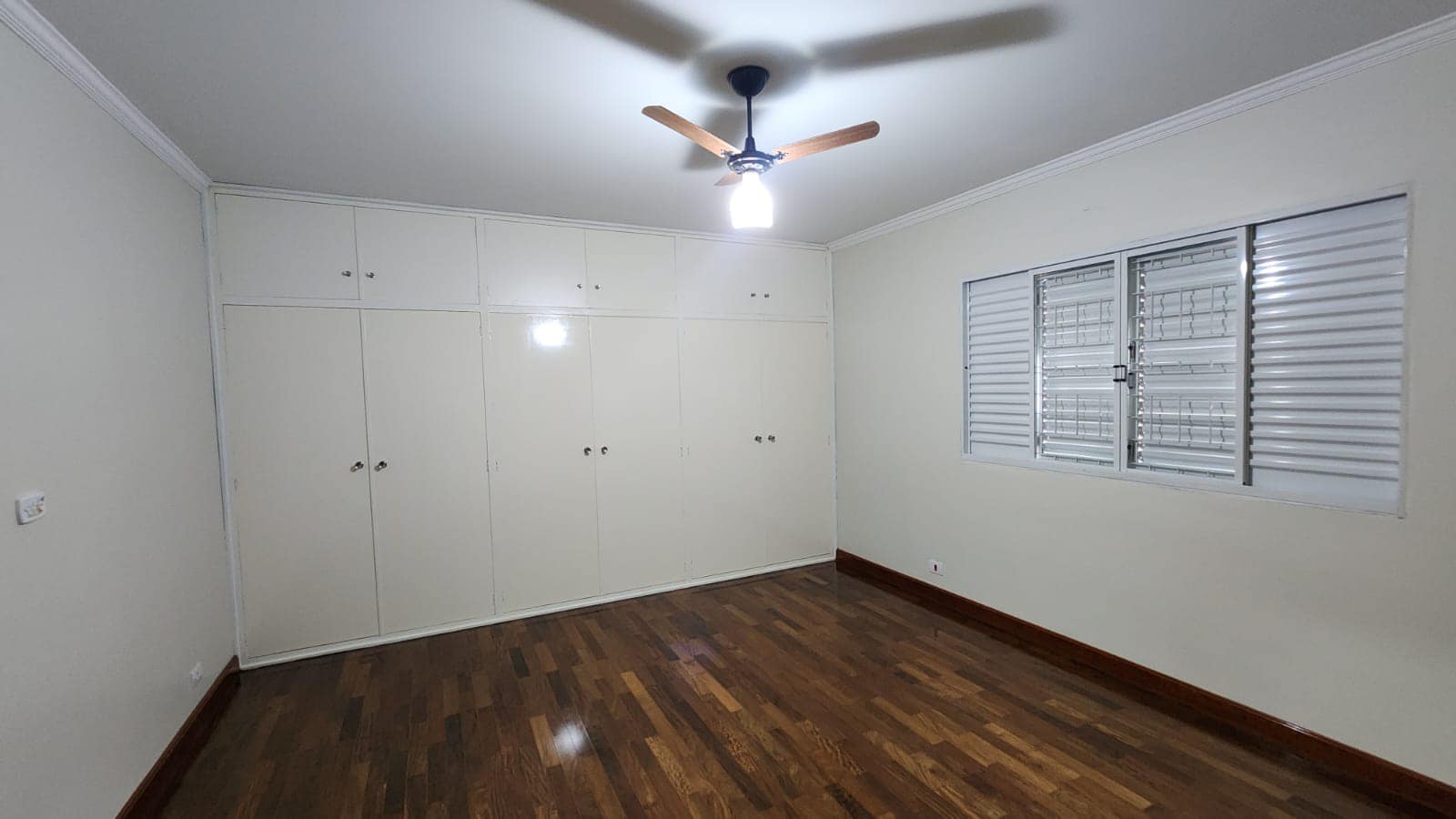 Casa Rua Treze de Maio , n 443- Vila Bortone