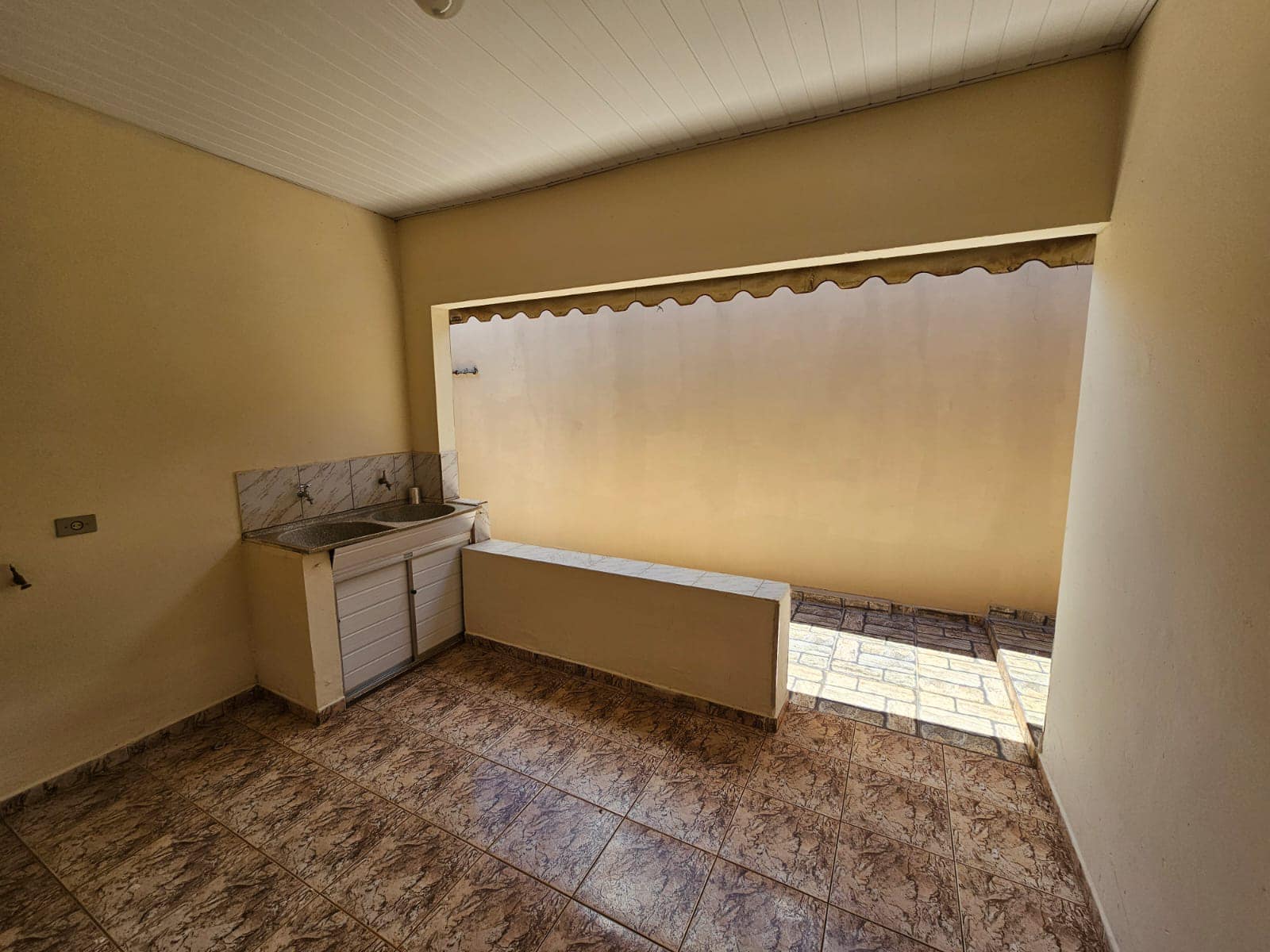 Casa Rua Rubens Malvestiti , n 54- Santa Luzia