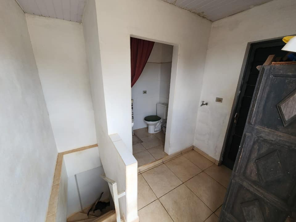 Casa com Ponto Comercial Rua Manoel Pires de Campos , n 122- Vila Santa Terezinha