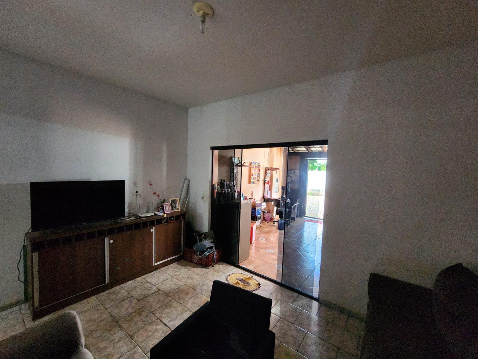 CHÁCARA COM DUAS CASAS RESIDENCIAL, Próximo ao batalhão da Polícia Militar ,Rua Rui Barbosa , n175-Centro