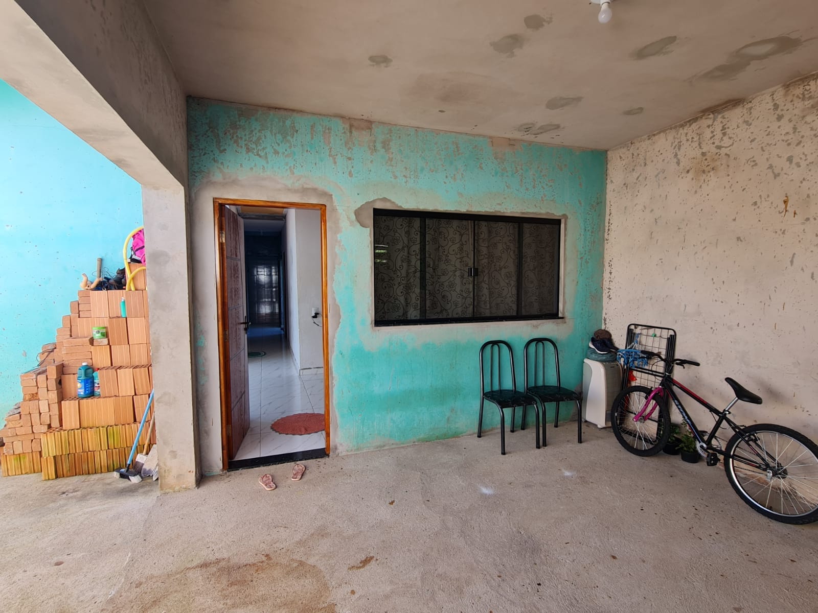 Casa Rua José Vieira Martins , n 102- Santa Luzia