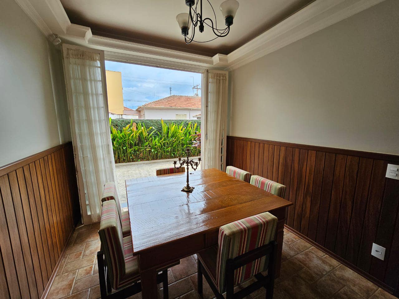 SOBRADO RESIDENCIAL DE ALTO PADRÃO ,Rua Ferrucio de Fiori, n370 ( com saída para rua Claudia ) - Jardim São Carlos