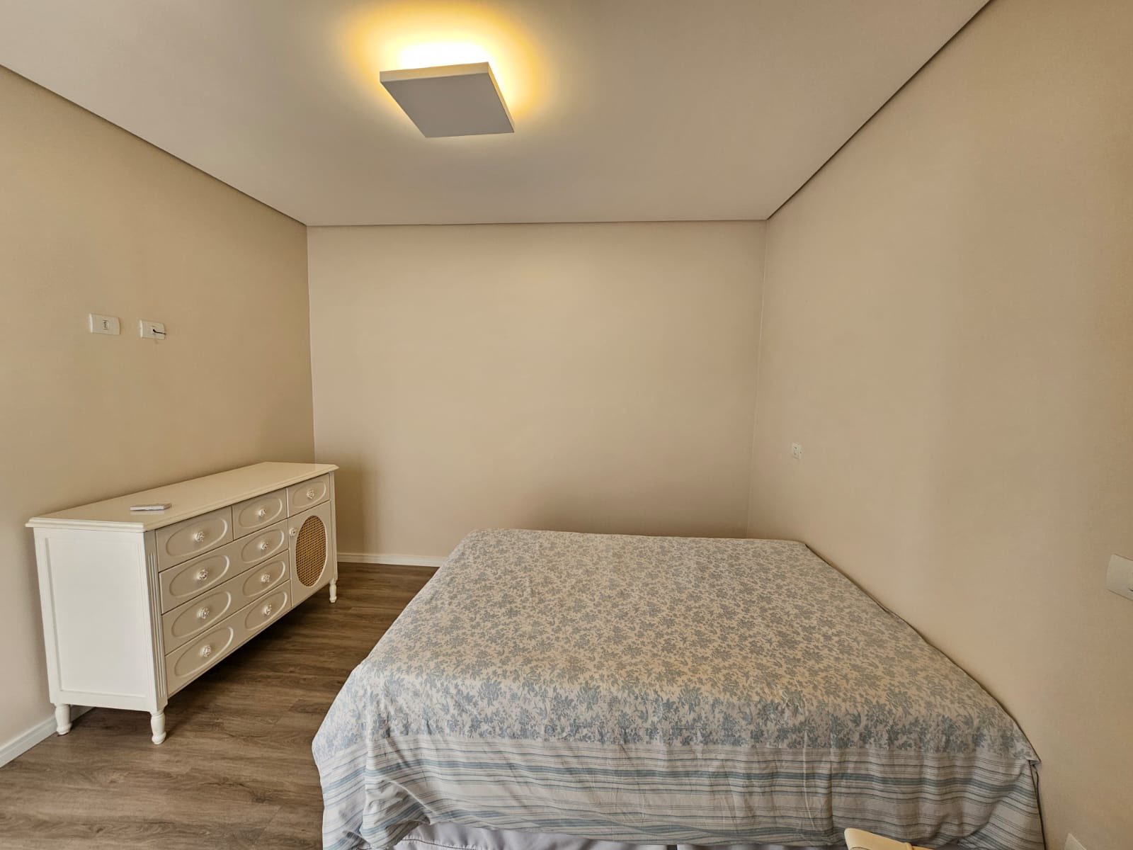 Excelente Casa Residencial - Centro ( Proximo a Praça Central)