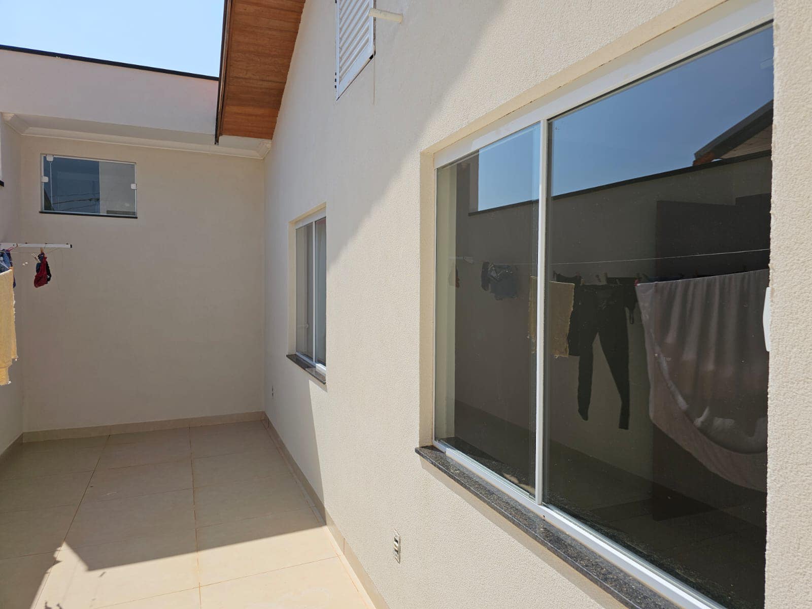 Casa Rua Édson Anivaldo Zanatta, n 101, Conjunto Habitacional Nino Deperon