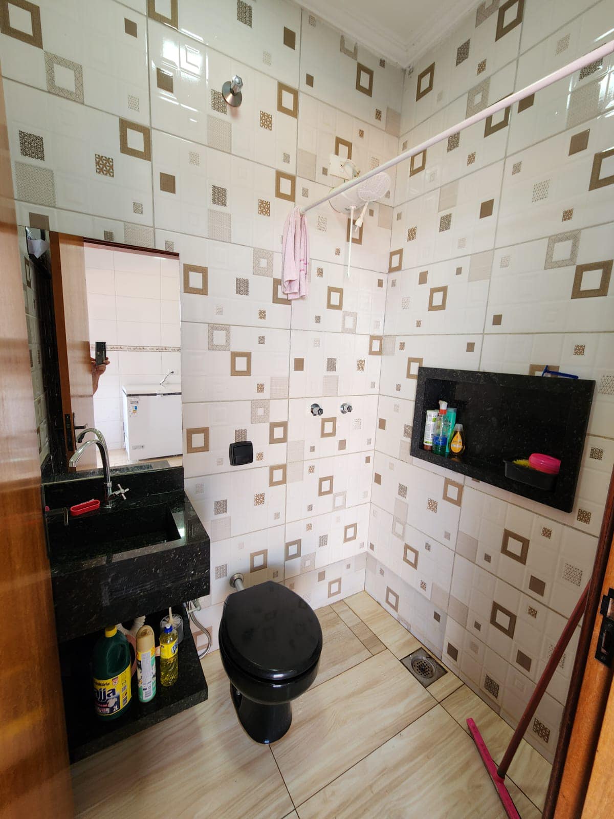 SOBRADO COMERCIAL E RESIDENCIAL, Rua Agostinho de Biase, n 546- Jardim Brasil
