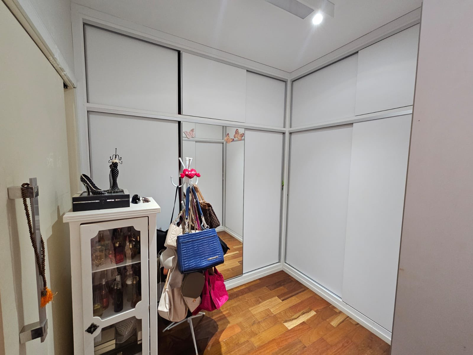 EXCELENTE CASA RESIDENCIAL COM COMÉRCIO - ÓTIMA LOCALIZAÇÃO - CENTRO