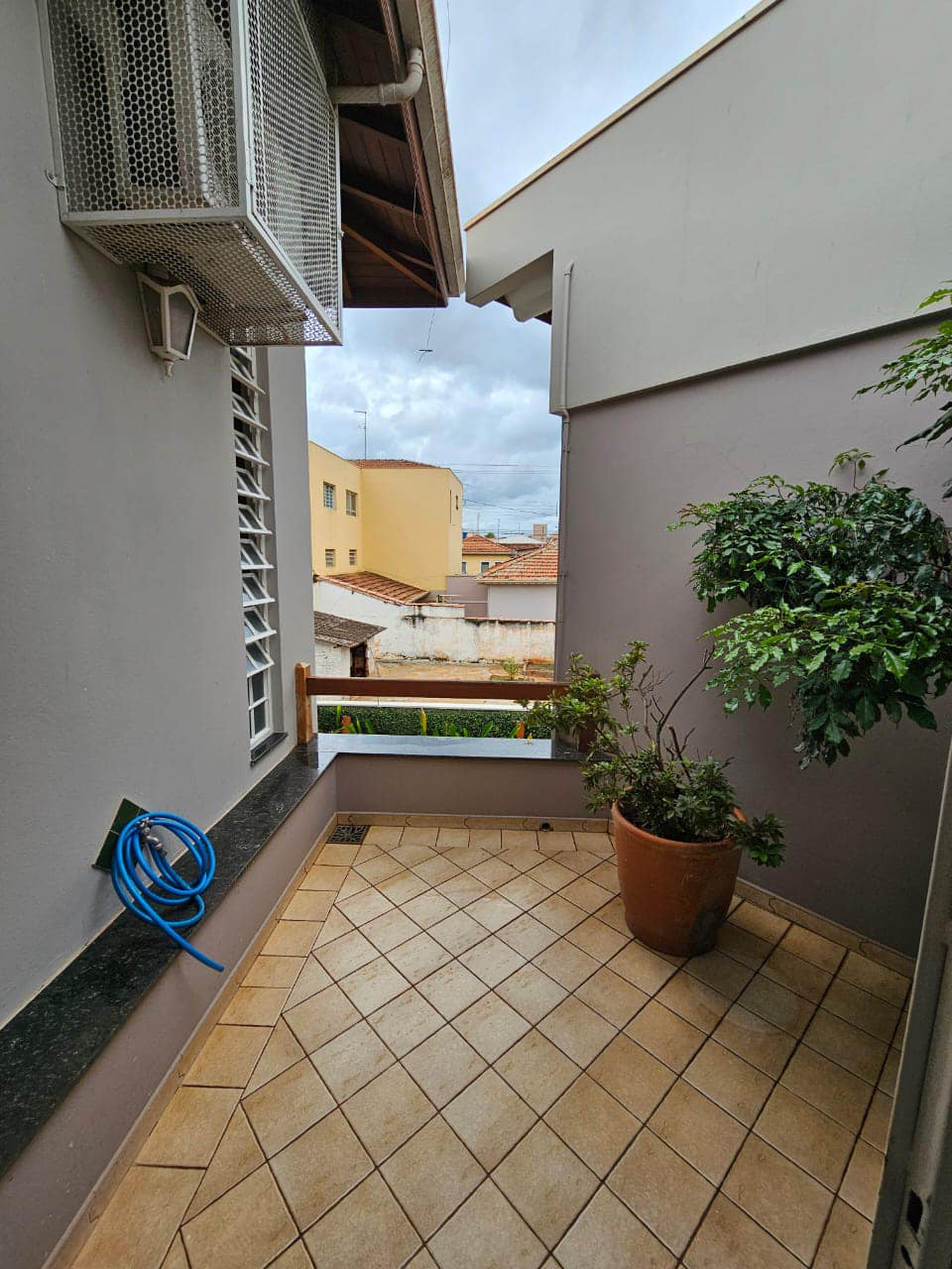 SOBRADO RESIDENCIAL DE ALTO PADRÃO ,Rua Ferrucio de Fiori, n370 ( com saída para rua Claudia ) - Jardim São Carlos