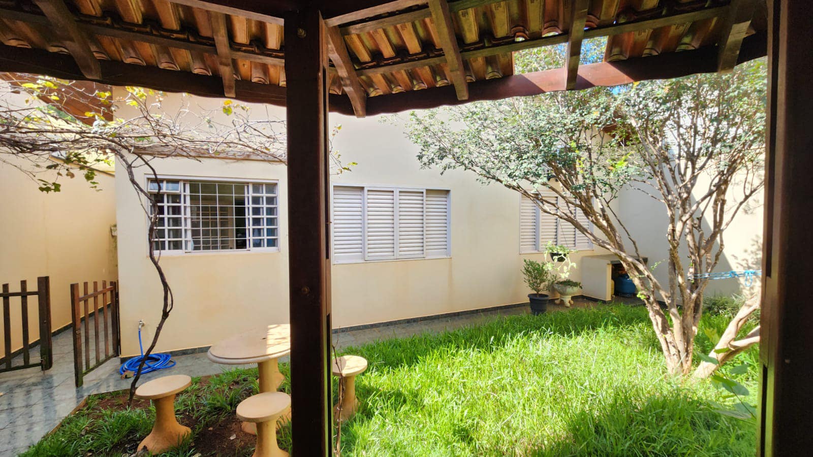 Casa Rua Jovino Martins da Silva, n 45 - Jardim São Carlos