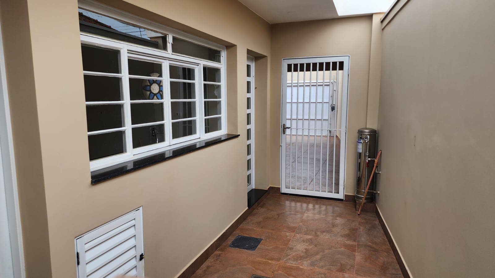 Casa Rua Treze de Maio , n 443- Vila Bortone