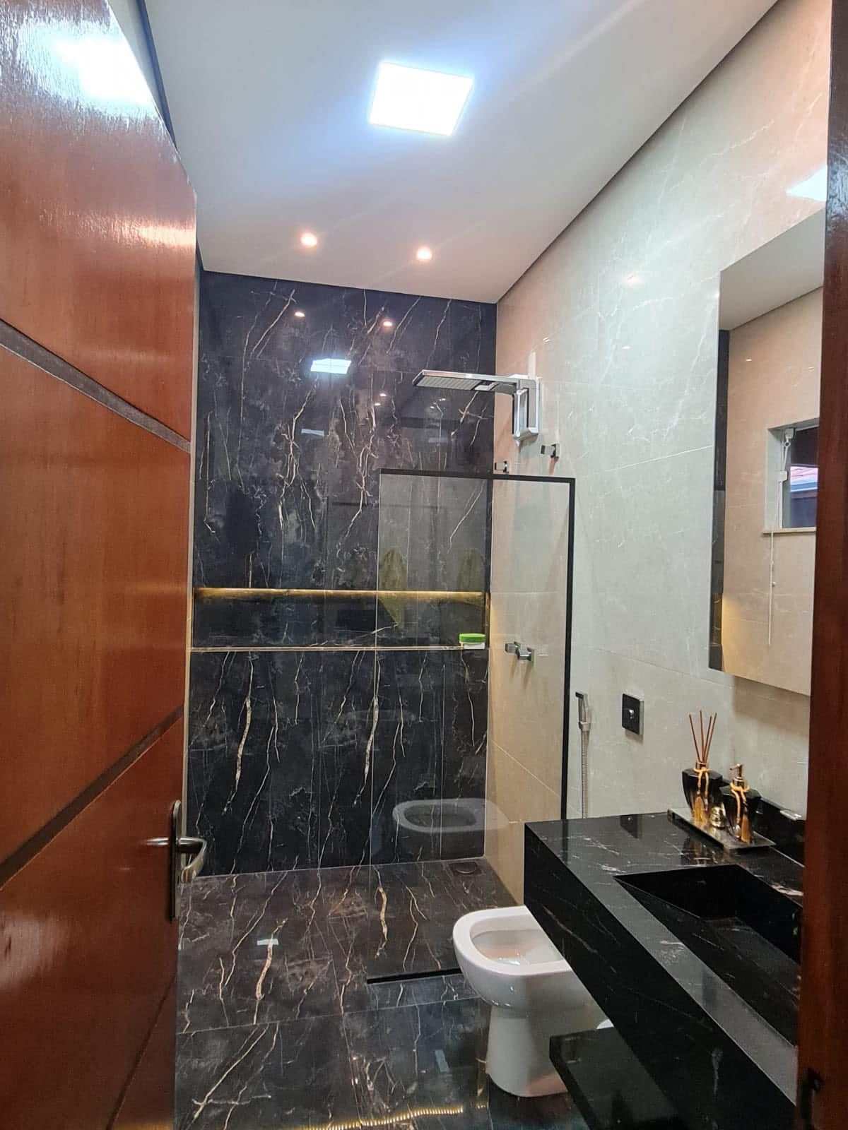 Casa Rua Roraima, n111- Parque Varotti