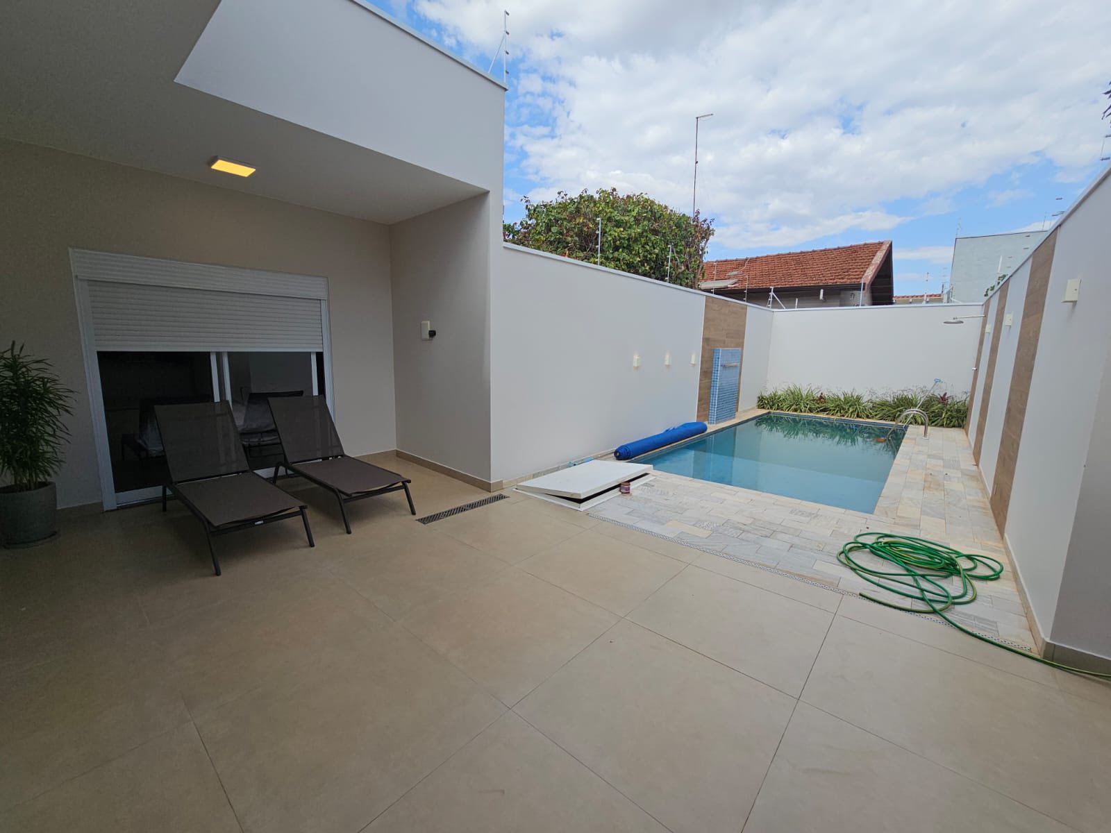 Excelente Casa Residencial - Centro ( Proximo a Praça Central)