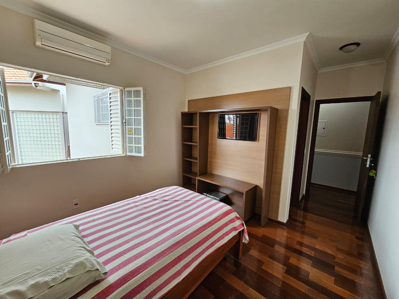 SOBRADO RESIDENCIAL DE ALTO PADRÃO ,Rua Ferrucio de Fiori, n370 ( com saída para rua Claudia ) - Jardim São Carlos