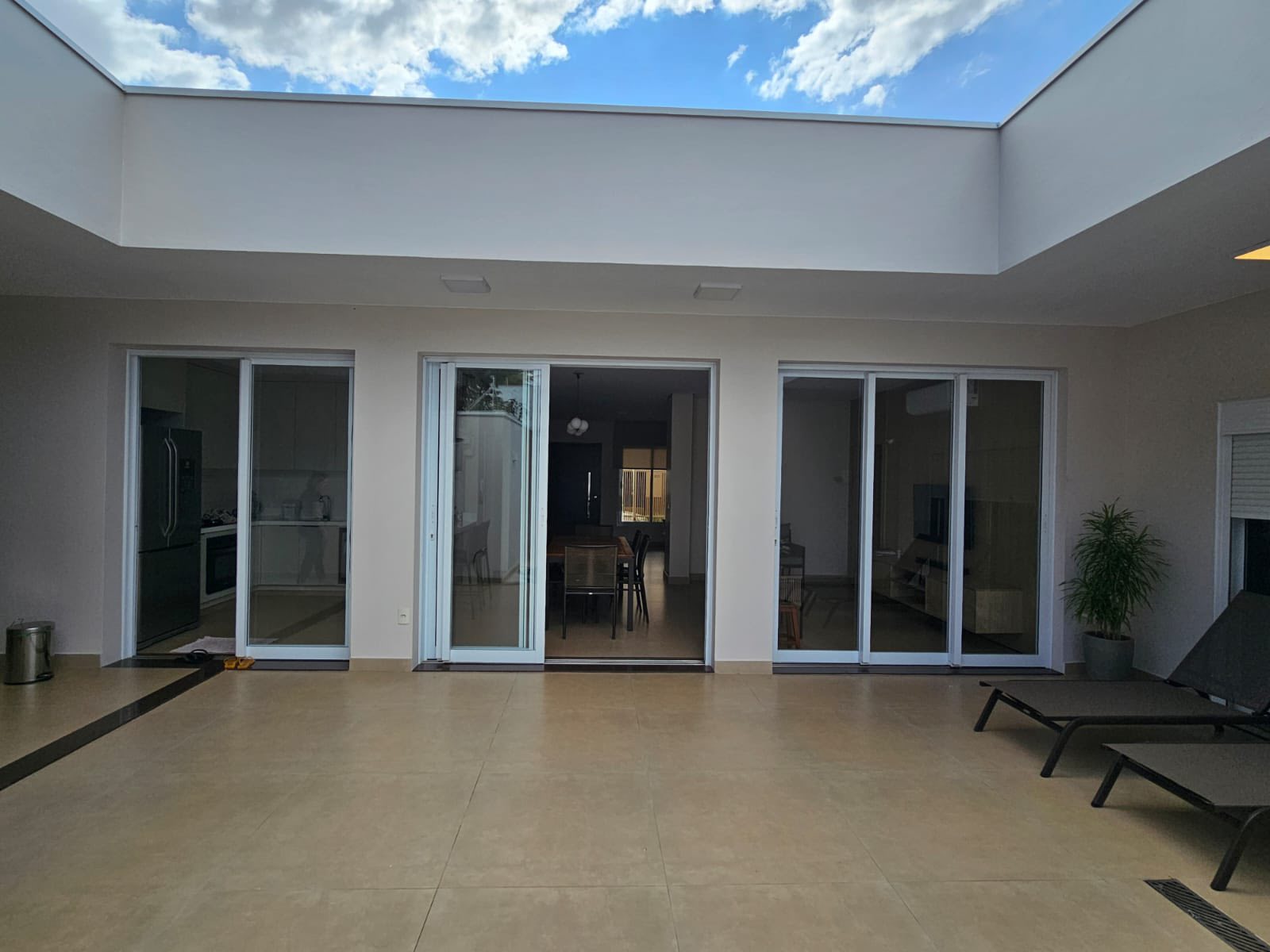 Excelente Casa Residencial - Centro ( Proximo a Praça Central)
