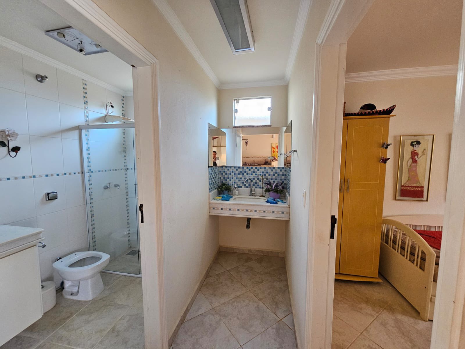 EXCELENTE CASA RESIDENCIAL COM COMÉRCIO - ÓTIMA LOCALIZAÇÃO - CENTRO