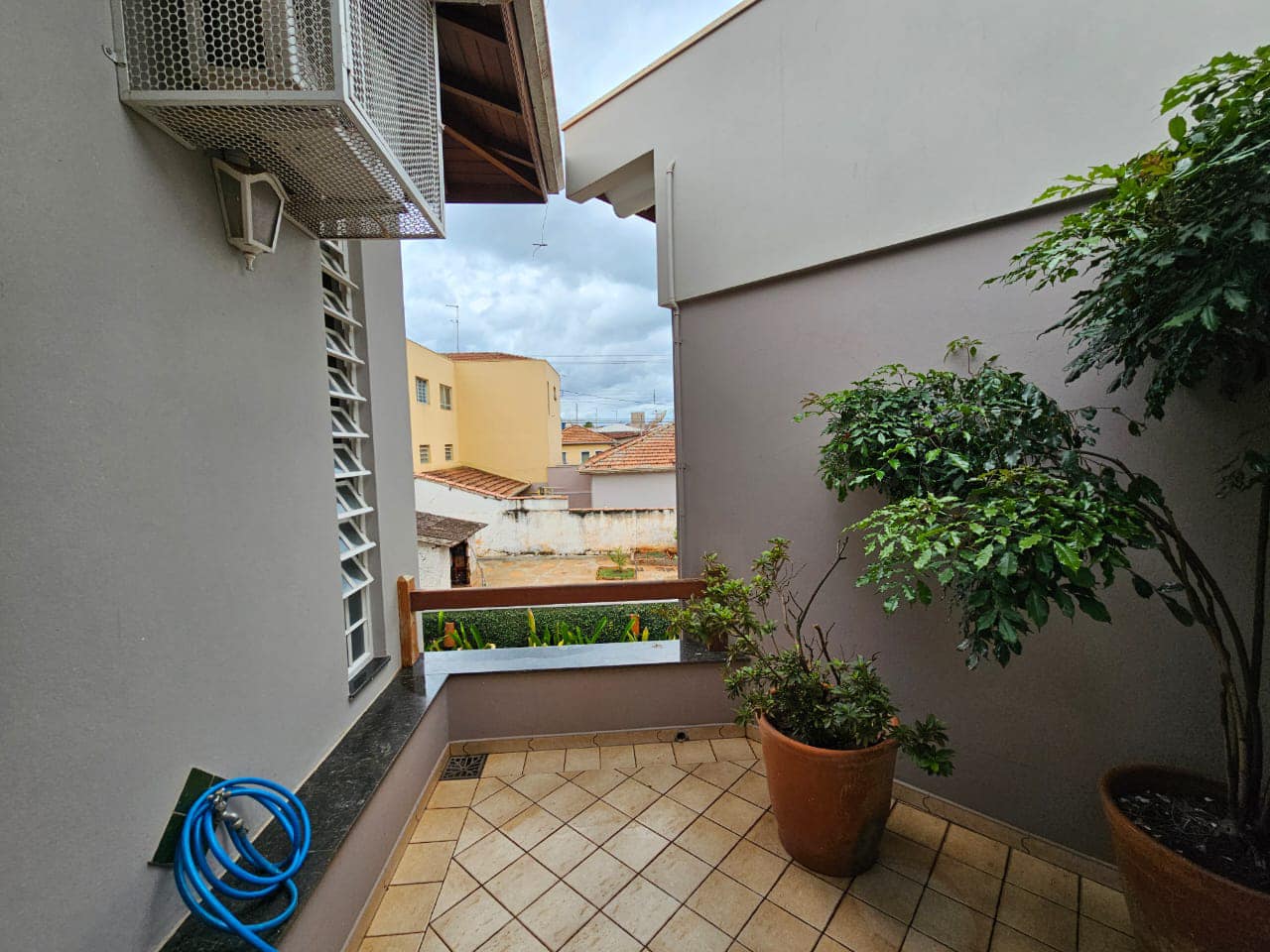 SOBRADO RESIDENCIAL DE ALTO PADRÃO ,Rua Ferrucio de Fiori, n370 ( com saída para rua Claudia ) - Jardim São Carlos